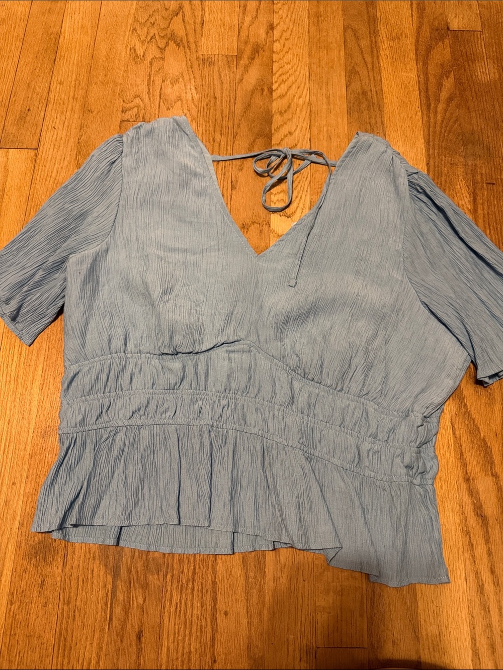 Time and Tru Light Blue V-Neck Crinkle Ruffle Top